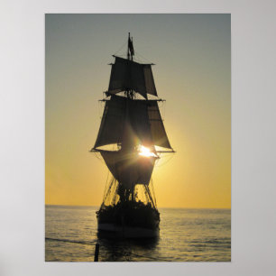 Navio alto no poster do por do sol