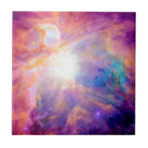 Nebulosa de Órion Colorida Rosa Roxo