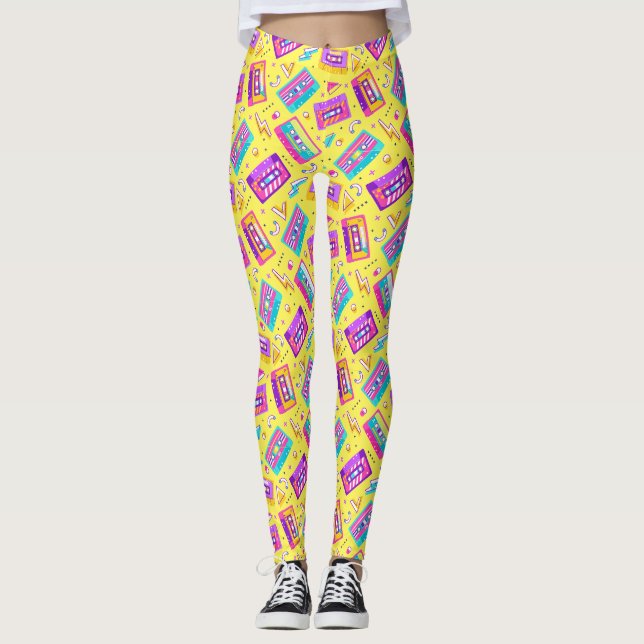 Neon Pink Trendy anos 80 Cassette Music Leggings (Frente)