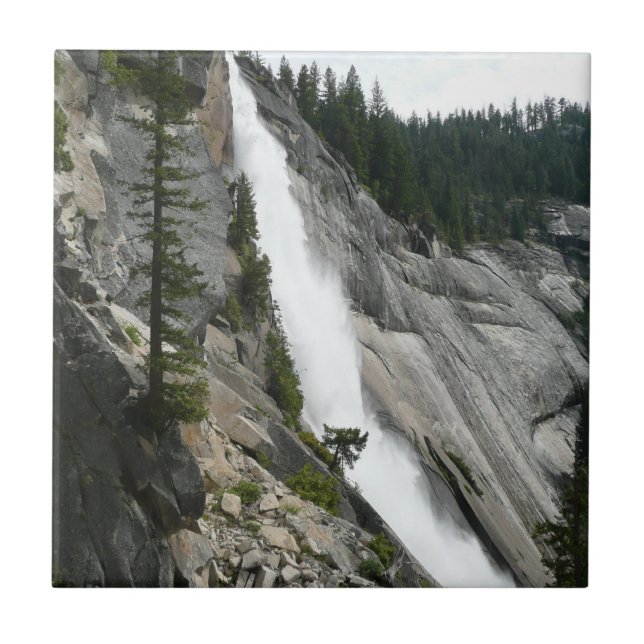 Nevada Falls no Parque Nacional de Yosemite (Frente)
