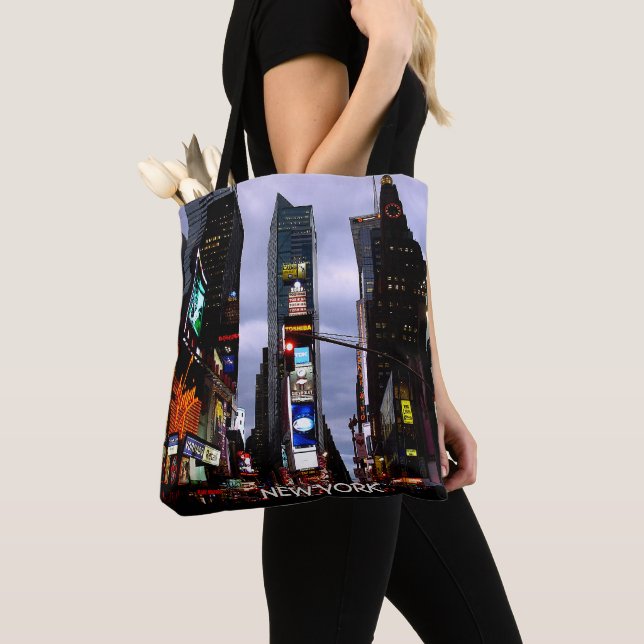 New York Souvenirs NY Tote Bag Landmark Souvenirs (Close Up)