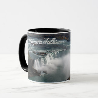Niagara Falls em uma caneca de café