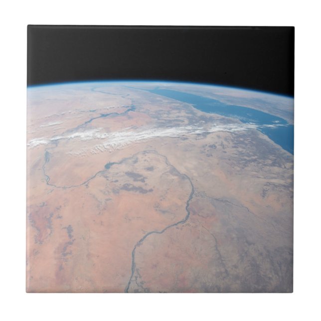 Nile River Winding Para Baixo Ao Lado Do Mar Verme (Frente)