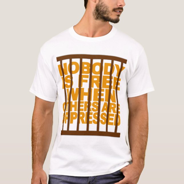 Ninguém é uma camisa grátis - escolha cor e estilo (Frente)