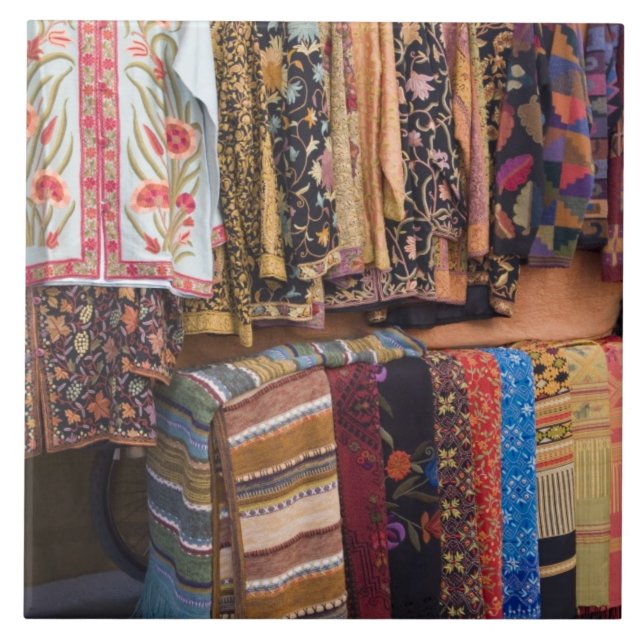 NM, Novo México, Santa Fé, roupas Navajo, (Frente)