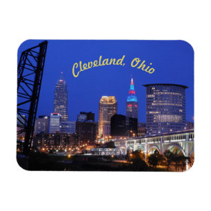 Noite de Cleveland, Ohio no ímã da cidade (curva