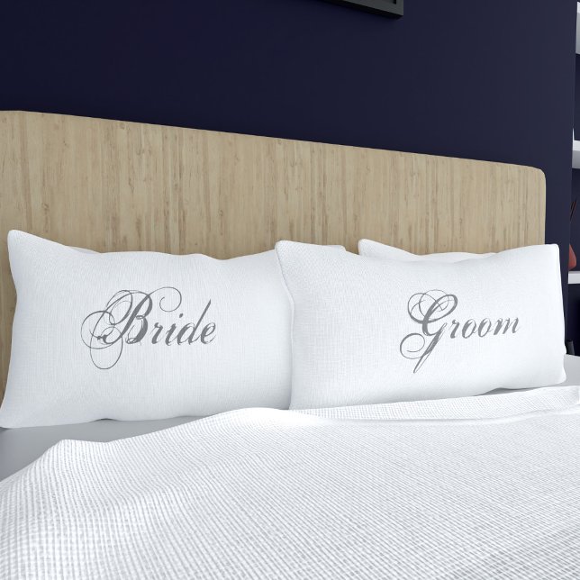 Noiva Elegante e Casal Estojo de Travesseiro de Ca (Elegant Bride and Groom Pillow Cases for their wedding night. Fancy!)