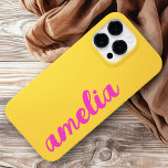 Nome cor-de-rosa-quente amarelo negrito script col<br><div class="desc">Cobrir telefônico com seu nome em rosa-quente em um fundo amarelo. Um estilo ousado e colorido.</div>