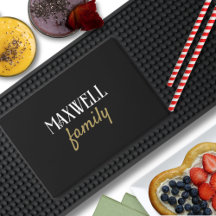 Nome da Família Personalizada Dourada e Branco min