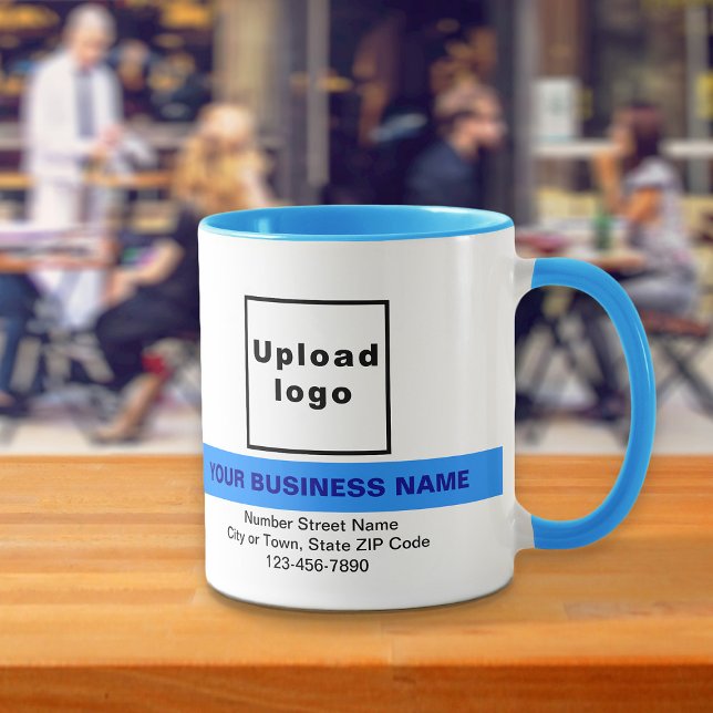 Nome de empresa destacado na caneca Light Blue Com (Your business name with highlight, logo, address and phone number on light blue combo mug.)
