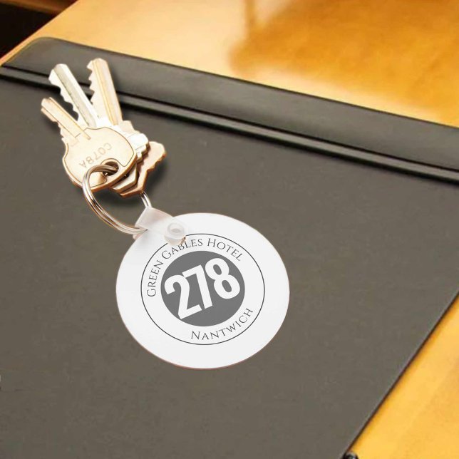 Nome do Hotel Plus Número da Sala em um Chaveiro (Criador carregado)