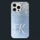 Nome do Monograma da Glitter de Prata de Metal Bru<br><div class="desc">Personalize facilmente esta moda design de capa de telefone com de chic com brilho prateado bonito em um fundo metálico azul escovado.</div>