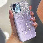 Nome do Monograma da Glitter de Prata Metálica Bru<br><div class="desc">Personalize facilmente esta moda design de capa de telefone com de chic com brilho prateado bonito em um fundo metálico roxo escovado.</div>