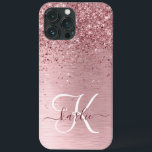 Nome do Monograma da Lâmina Rosa Bruta de Metal Gl<br><div class="desc">Personalize facilmente esta design de capa de telefone de chic moderna com brilho cintilante rosa-pincel bonito num fundo metálico rosado-pincelado e pincelado.</div>
