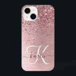 Nome do Monograma da Lâmina Rosa Bruta de Metal Gl<br><div class="desc">Personalize facilmente esta design de capa de telefone de chic moderna com brilho cintilante rosa-pincel bonito num fundo metálico rosado-pincelado e pincelado.</div>