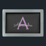 Nome do Monograma Girly de Script Preto Roxo<br><div class="desc">Frasco do Nome do Monograma Simples Preto e Roxo Isso faz a formatura perfeita, doce 16 16, 18, 21rua, 40, 50, 60, 70, 80, 90, 100 anos, casamento, chá de panela, aniversário, chá de fraldas ou presente de festa de solteira para alguém que ama luxo de vidro e estilos quicos....</div>