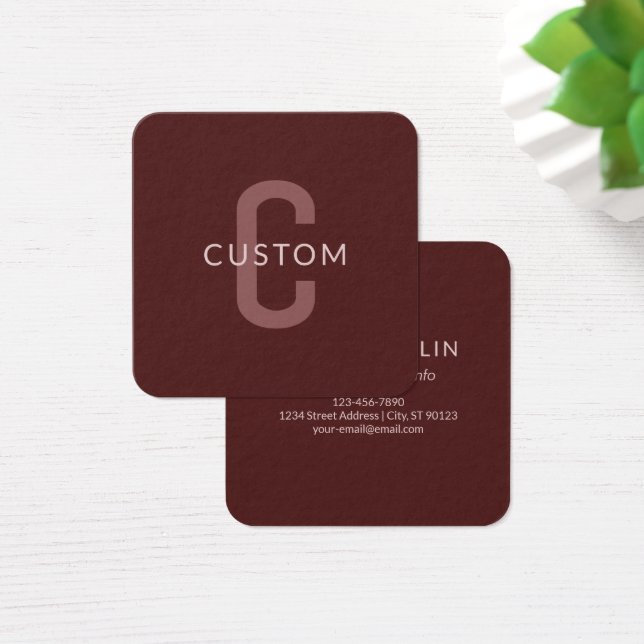 Nome Monograma de aparência Moderna | Maroon Red (Mesa)