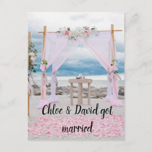 Nos casamos! Anúncio do cartão postal do casamento