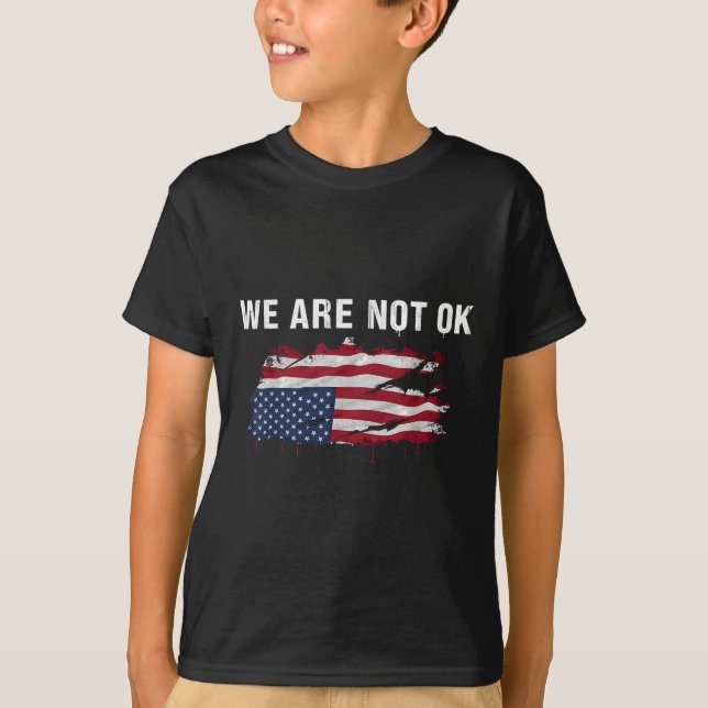Nós Não Estamos Bem De Cabeça Para Baixo Na Camisa (Frente)