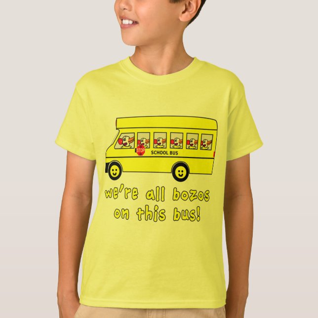 Nós somos todos os Bozos no camiseta deste ônibus (Frente)