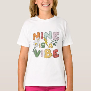 Nove é uma camiseta Vibe Birthday