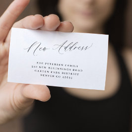 Novo endereço com uma tipografia elegante inserção