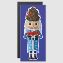 Noz-pirata de inverno com pequeno caminhão vermelh