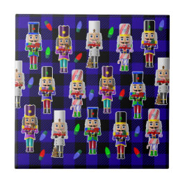 Nozes de Natal com Pequenos Caminhões Vermelhos