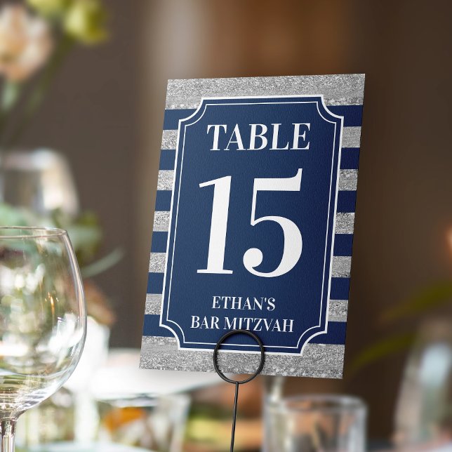 Numeração De Mesa Azul, Cinza Riscado Bar Mitzvah (Striped navy, gray traditional preppy Bar Mitzvah table number card. )
