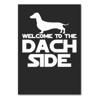 Numeração De Mesa Bem-Vindo Ao Lado Do Dachshund