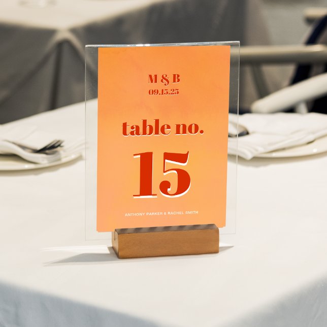 Numeração De Mesa Bold Modern Orange Sunset Monogram Wedding Seat (Criador carregado)