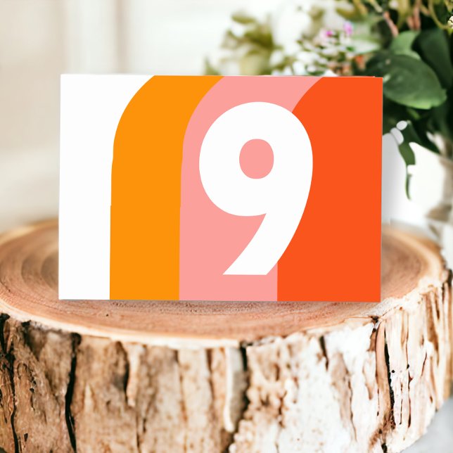 Numeração De Mesa Bold Retro Wedding (Bold Retro Wedding Table Number from Ricaso. Perfect for the fun bold couple)