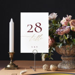Numeração De Mesa Borgonha Vermelha Branca Elegante Dourada O Casame<br><div class="desc">Este cartão faz parte de uma coleção grande - clique abaixo ou pergunte-me informações</div>
