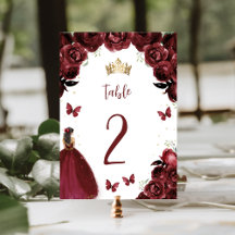 Burgundy Floral Dourada Princesa Quinceañera
