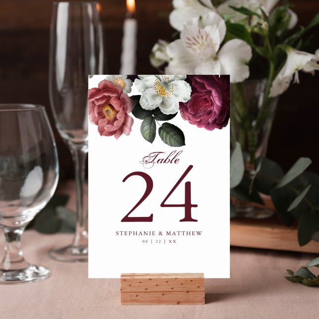 Numeração De Mesa Casamento Botânico de Rosas Florais Burgundy Blush (Modern moody burgundy floral table number for your reception decor features a watercolor design.)