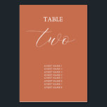Numeração De Mesa Casamento de Terracotta Elegant Script Calliografi<br><div class="desc">Uma bela design mostrando uma elegante tipografia de caligrafia com script em um fundo de laranja queimado em teracotta. Perfeito para quem ama designs modernos minimalistas. Um na moda e uma design de cartão de número da mesa de casamento com elementos clássicos. Os convites de casamento e outros artigos de...</div>