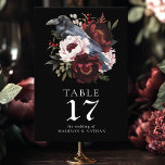 Numeração De Mesa Casamento Floral de Raven com Aquarela Gótica<br><div class="desc">Celebre seu dia especial com esta design de Casamento Floral Raven com Aquarela Gótica. Este design apresenta uma ilustração aquarela de um corvo pregado num buquê de flores. Os itens são impressos exatamente como aparecem na tela quando você adiciona ao carrinho, por isso personalize e adicione cada número de tabela...</div>