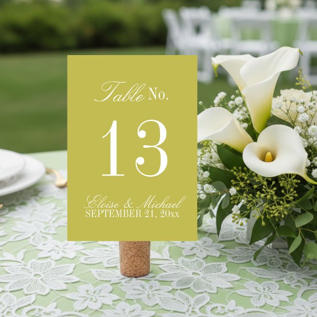 Numeração De Mesa Casamento Formal Moderno em Script Chartreuse (Set the dinner tables of your big day with this Modern Script Citrus Green Table Number!)