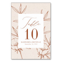 Casamento Moderno de Creme e Canela com Floral Bot