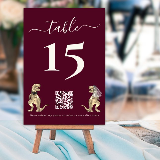 Numeração De Mesa Casamento tema Dinossauro Borgonha Código QR (Dinosaur theme wedding qr code for photo & video burgundy and cream custom table number cards modern)