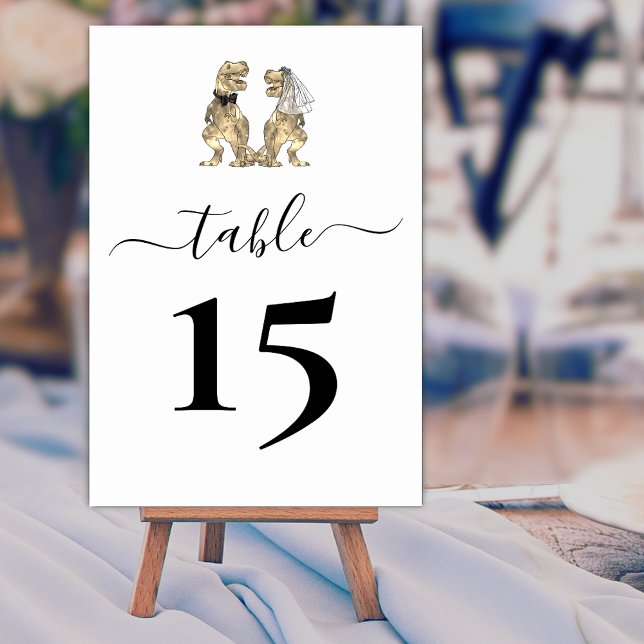 Numeração De Mesa Casamento Temático de Dinossauros Preto e Branco (Dinosaur wedding black and white custom table number card T-Rex bride & groom elegant modern script)