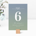 Numeração De Mesa Casamento Verde Azul e Folha Simples de Ombre<br><div class="desc">Números Simples De Mesa De Recepção de casamento Azul E Verde Com Folha. Esta moderna placa de Mesa chic é simples, clássica e elegante, com um sutil desvanecimento do gradiente ombre e uma bonito letra de escrita de assinatura com caudas. Mostrada na nova estrada. Disponível em várias opções de cor...</div>