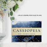 Numeração De Mesa Constelação Cassiopeia (ou Outro) Dourado azul<br><div class="desc">Constelação celestial elegante "Cassiopeia" (ou qualquer outra, como você pode personalizá-la para qualquer nome que quiser) número da tabela. Delicar galáxia aquosa com constelações de fundo numa bela mistura de tons azuis, marinhos, azuis pálidos e ouros. Banda de ouro elegante com nome de constelação em azul. Capacidade de alterar o...</div>