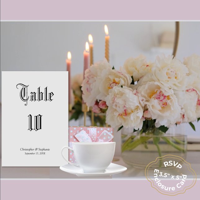 Numeração De Mesa Estilo de Jornal Elegante Mínimo Personalizado (Unique Chic Gray Newspaper Style Wedding Table Numbers Black Calligraphy)