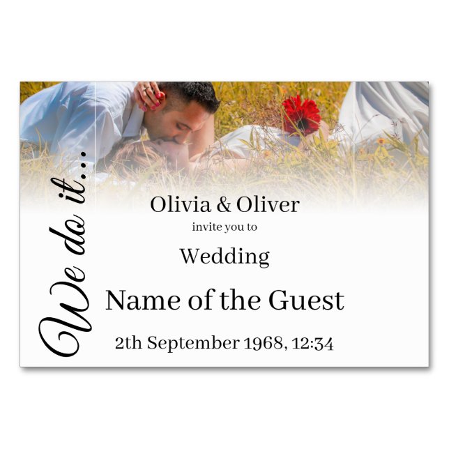 Numeração De Mesa Fazemos isso - beijando Casal num Prado (Frente)