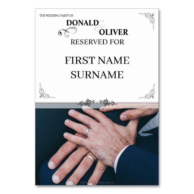 Numeração De Mesa Mãos de um Casal de Casamento Gay com Anéis (Frente)