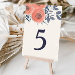 Numeração De Mesa Número da Tabela de Peach Poppies<br><div class="desc">Nossos cartões florais modernos e românticos de números de mesa apresentam flores de papoila-aquosa em pêssego de coral-chico cercadas por folhas e botões em azul-marinho empoeirado e verde-caçador desbotado, com seu número de mesa em azul-da-noite. Design repete-se no lado oposto. Coordena-se com a nossa suíte de convite para casamento Peach...</div>