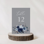 Numeração De Mesa Número da Tabela Floral Azul & Marinho - Cinza 2<br><div class="desc">Vestir suas mesas de casamento ou festas com seu Cartão Azul e Marinho de Números de Tabela de Cinzas Florais. Feita com pintura manual,  em aquarela,  flores azuis poeirentas e flores azuis marinhos. Excelente para casamentos rústicos,  casamentos outono,  casamentos no inverno,  casamentos de praia e casamentos com tema azul.</div>