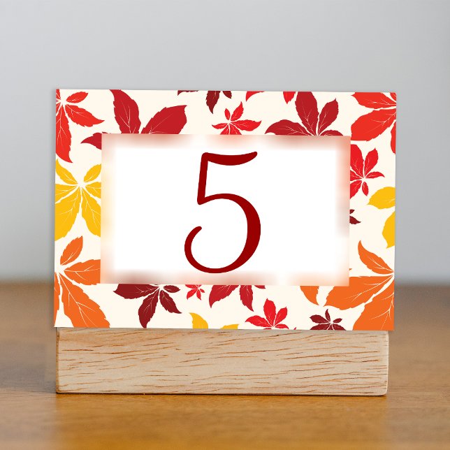 Numeração De Mesa Números de Tabela de Casamento de Folha Brilhante (Set a warm Autumn table at your celebration event with the Bright Fall Leaves Table Numbers.)