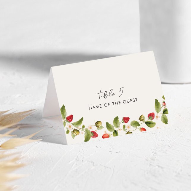 Numeração De Mesa Red Sweet Wild Strawberry Wedding Place Card (Criador carregado)